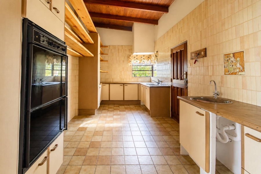 28 Bedroom Property for Sale in Hartbeespoort Rural North West